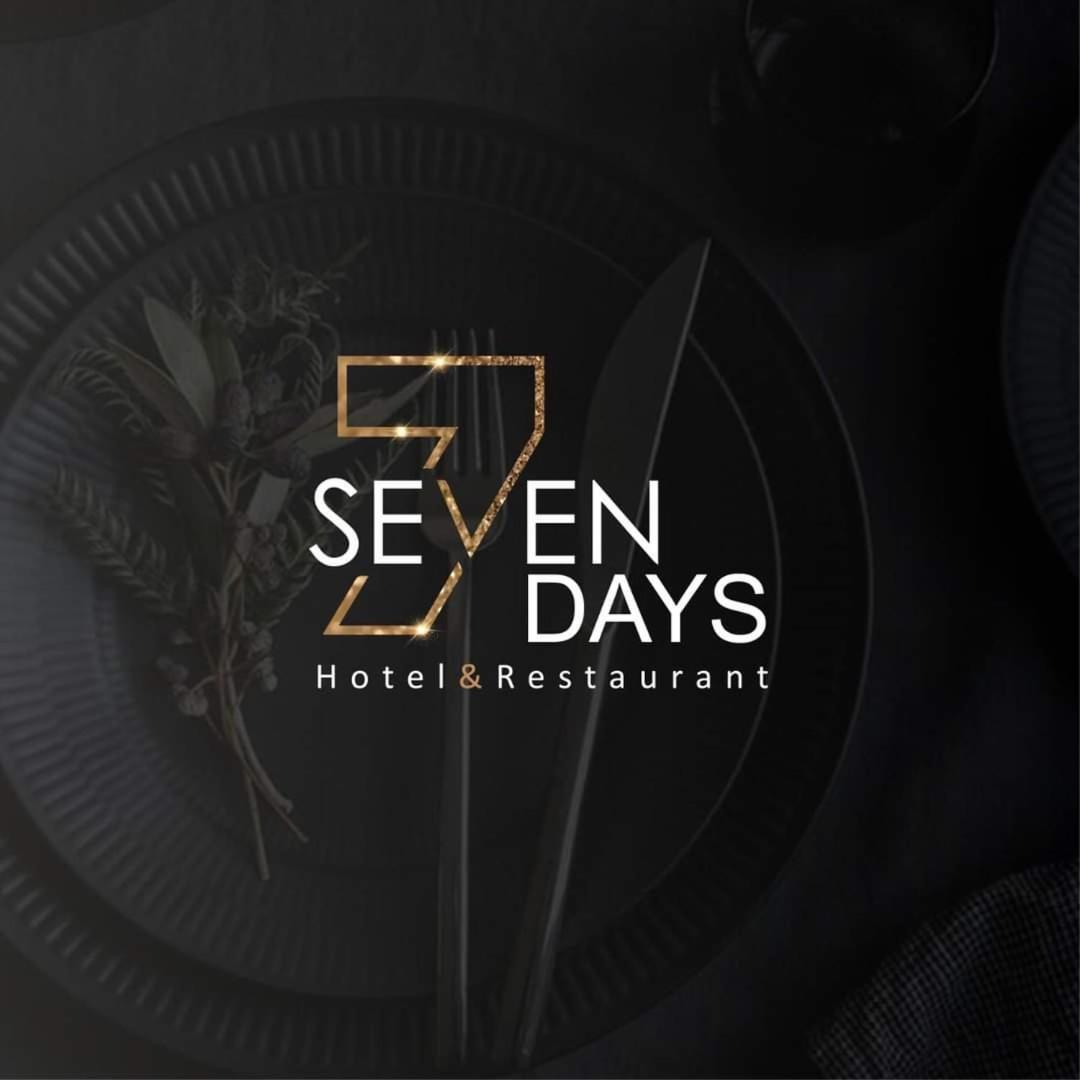 Seven Days 4*