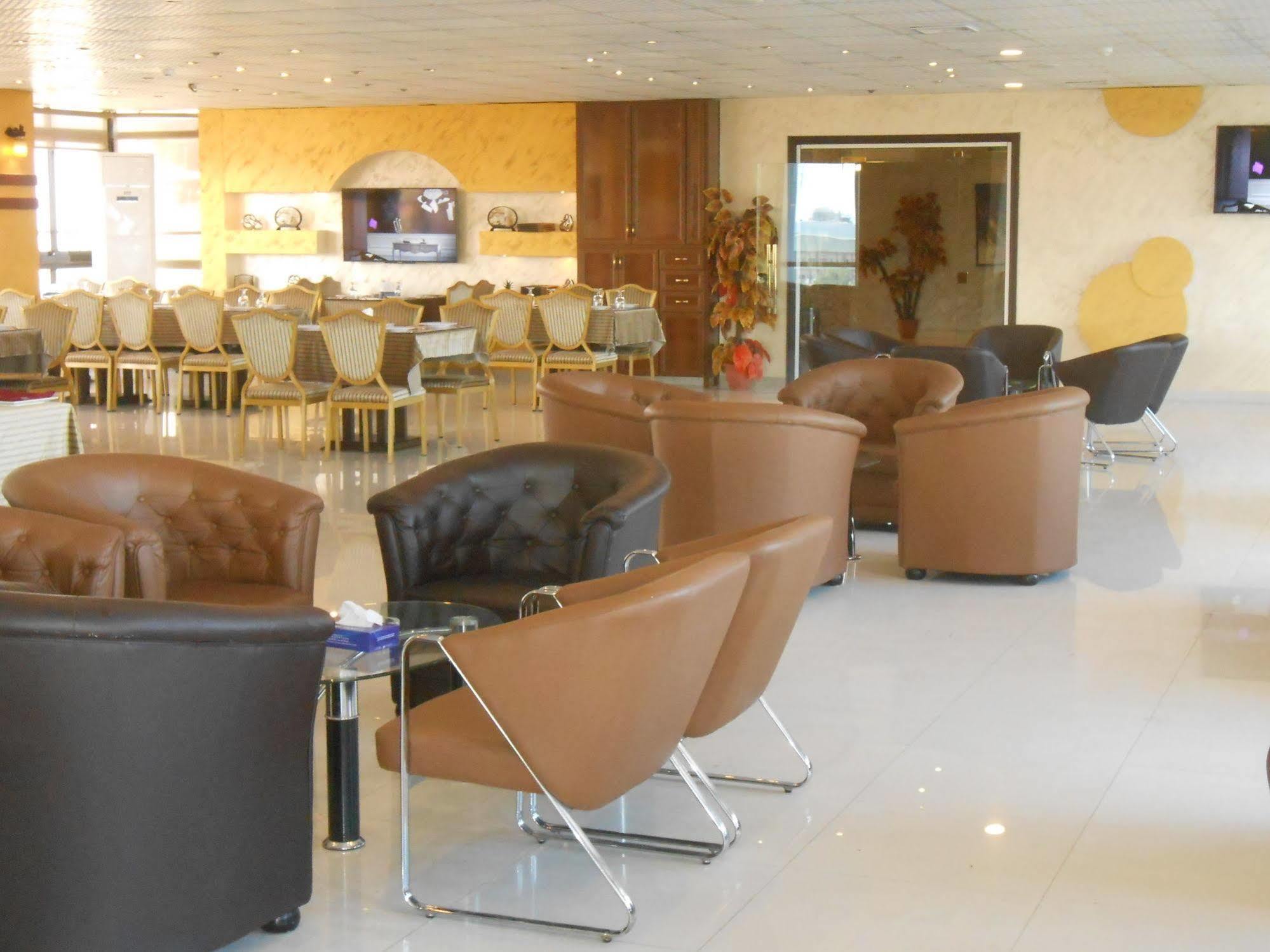 Seven Days Hotel 4*
