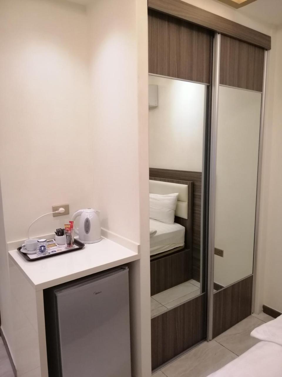فندق سفن دايز 4*